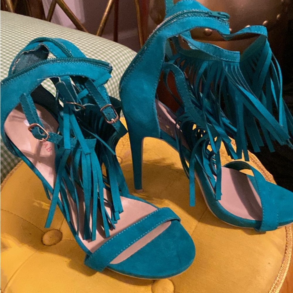 Deep turquoise fringe heels!